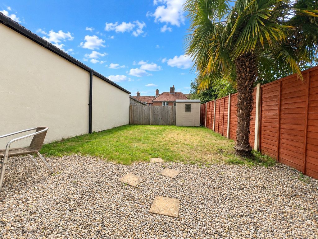Property photo 2 of 14 Picture No. 04
