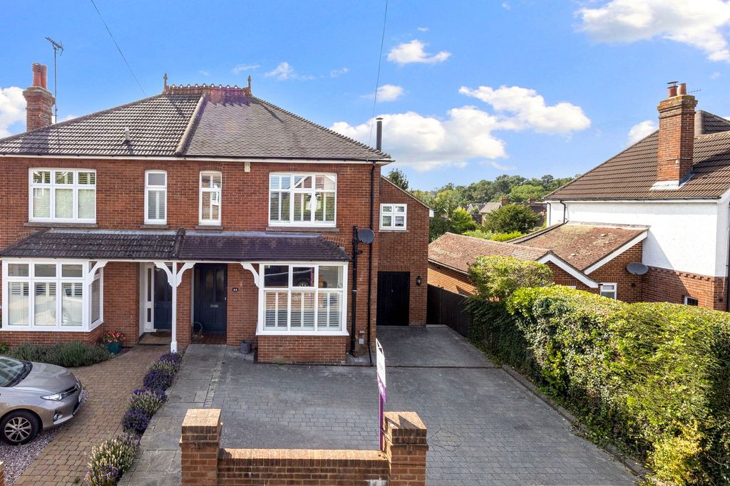 Property photo 1 of 31