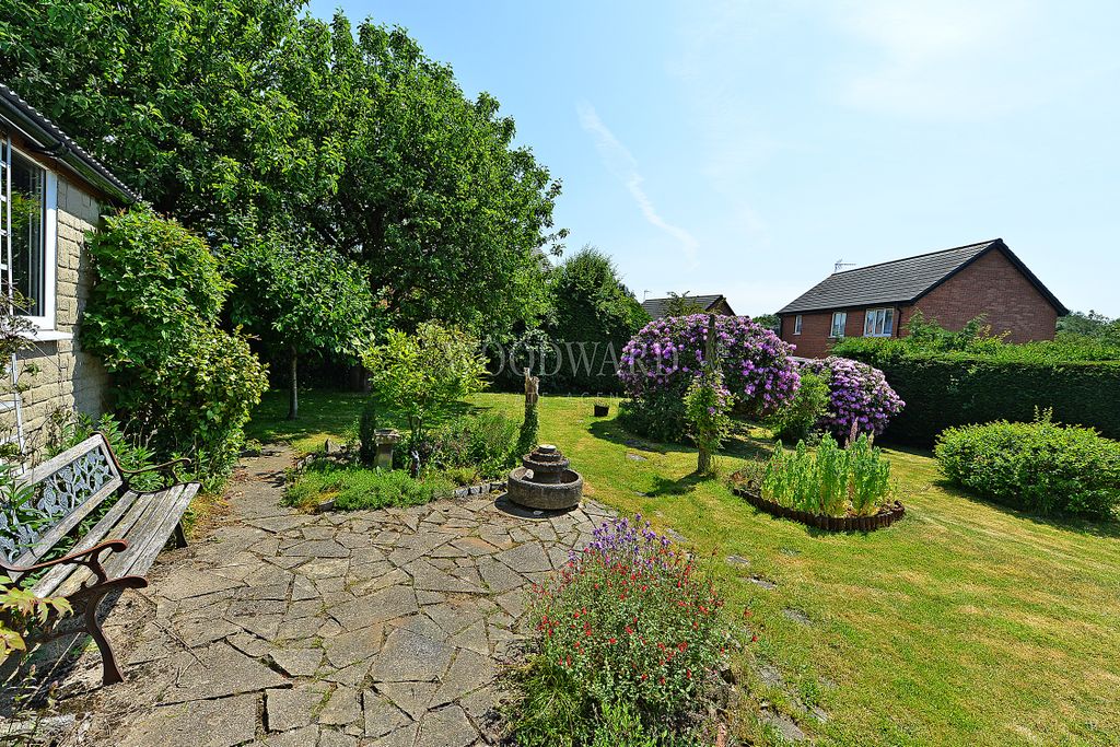 Property photo 2 of 26 Rear Garden