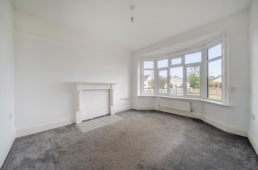 Property photo 2 of 23 1471300-7-6A1Eec7Bdd394