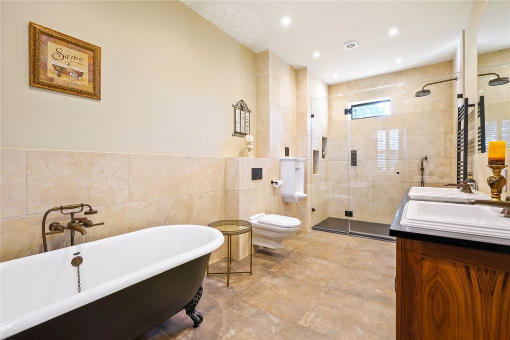 Property photo 3 of 26 Bathroom