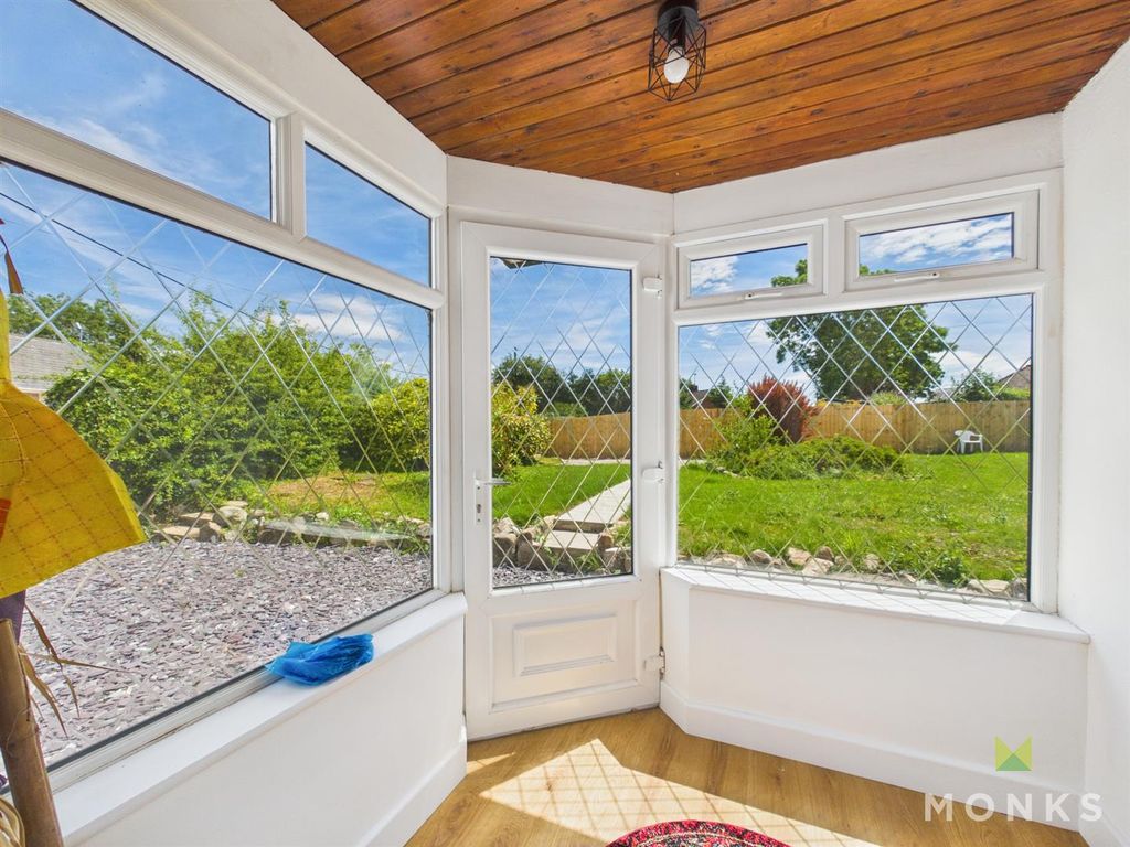 Property photo 3 of 19 Cam01420G0-Pr0945-Still009.Jpg