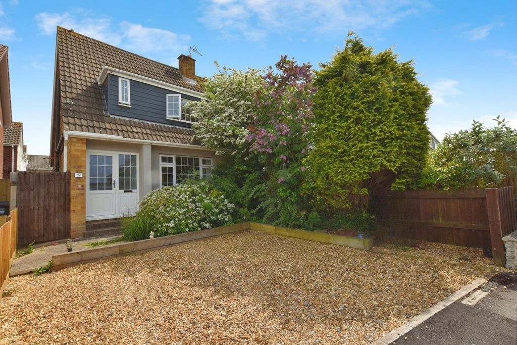 Property photo 2 of 15