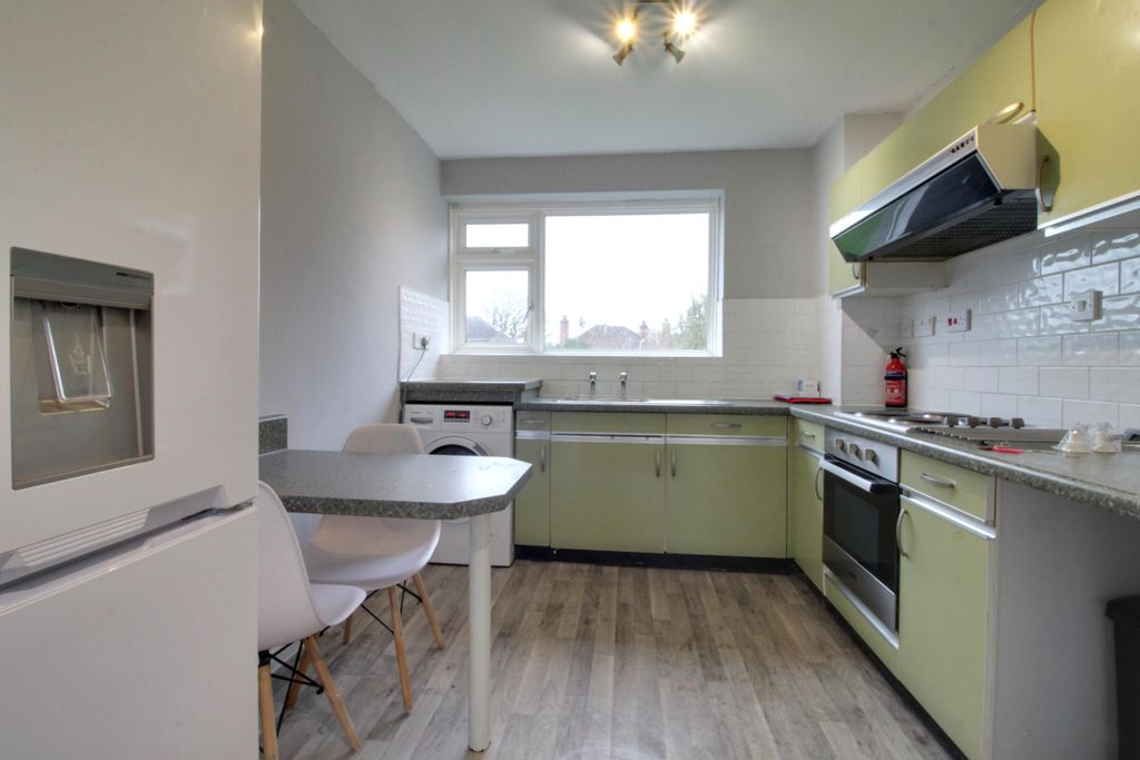 Property photo 2 of 12 Img_8248-Img_8250