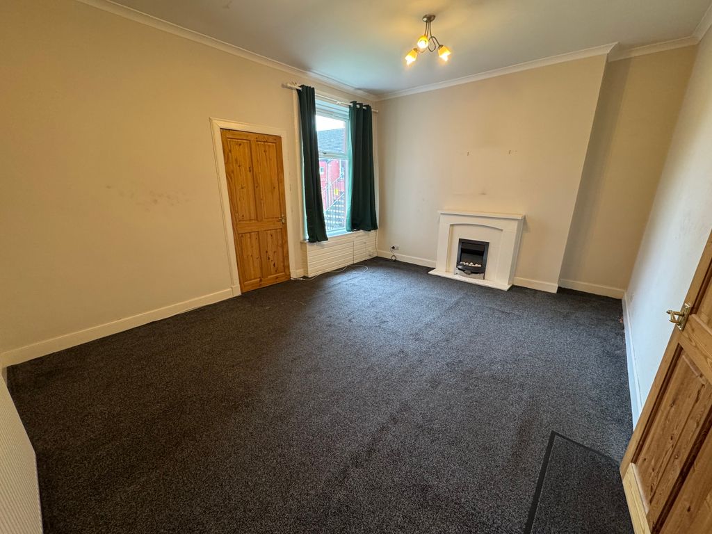 Property photo 2 of 10 2