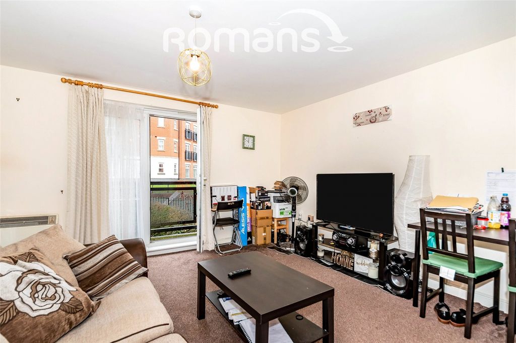 Property photo 3 of 8 3