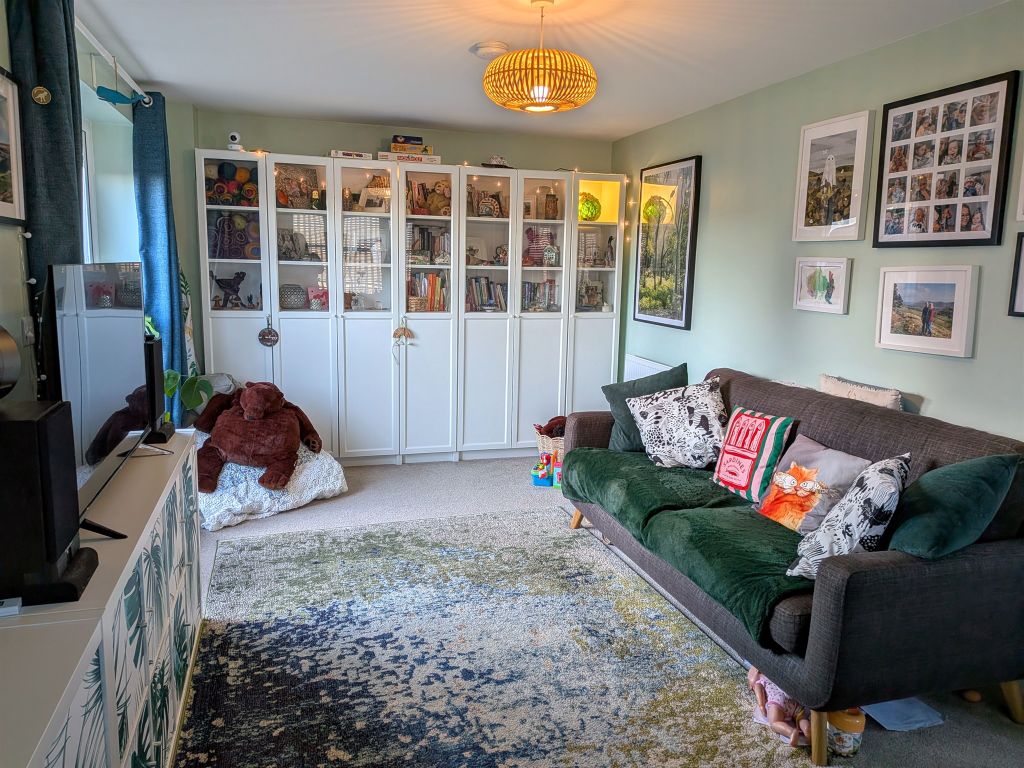 Property photo 3 of 15