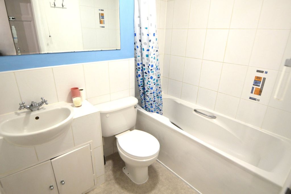 Property photo 3 of 6 Picture No. 07