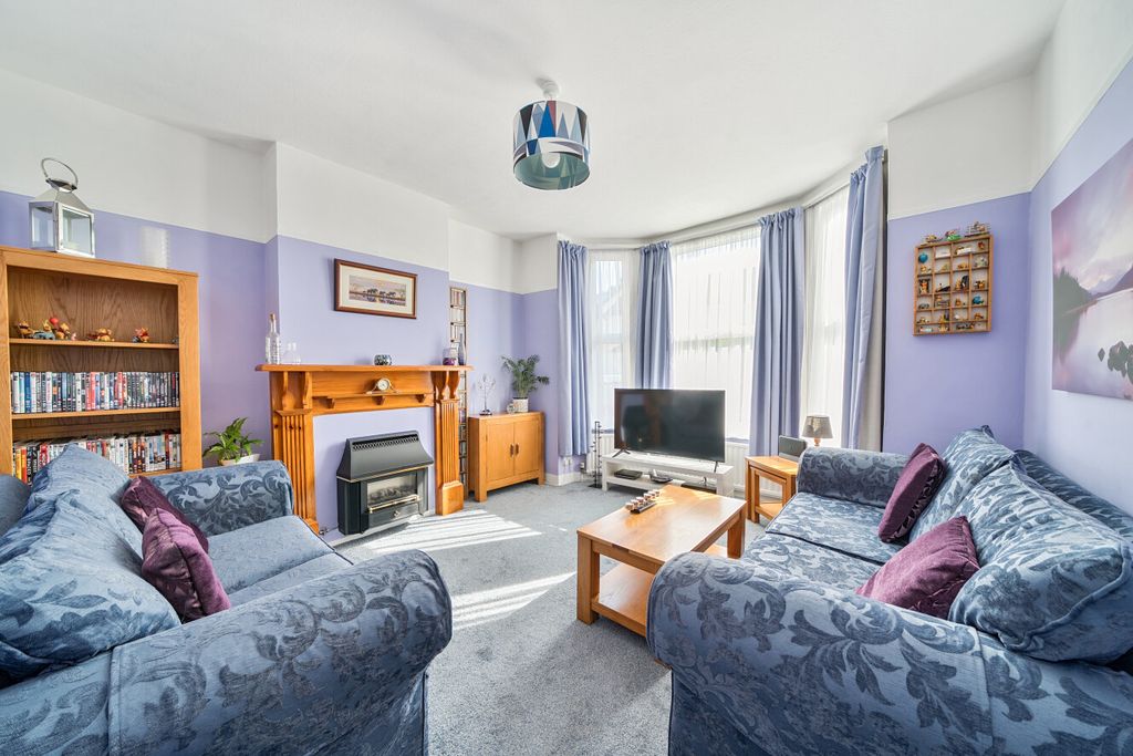 Property photo 2 of 16 1462715-17-6A0c89...
