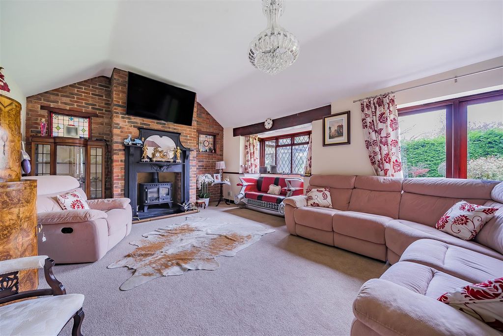 Property photo 3 of 41 1209813 (18).Jpg