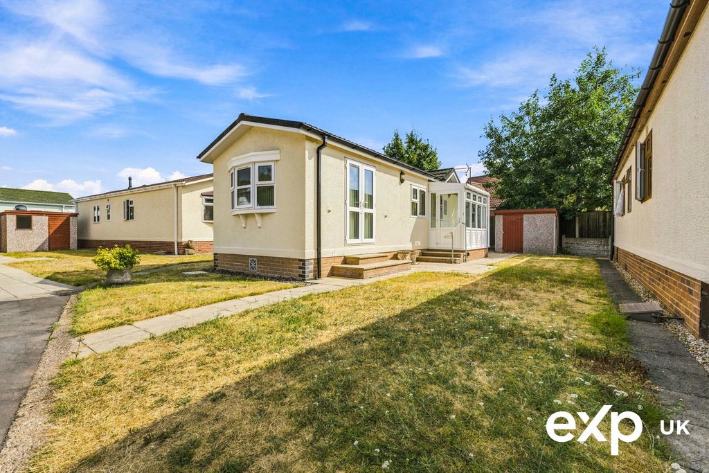 Property photo 1 of 22