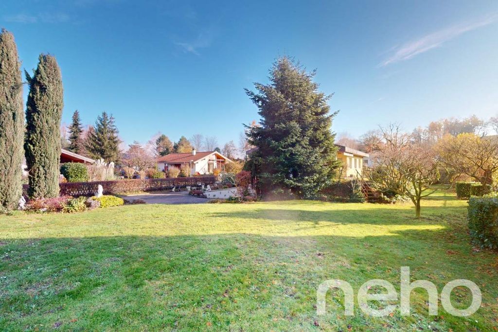 Property photo 3 of 11