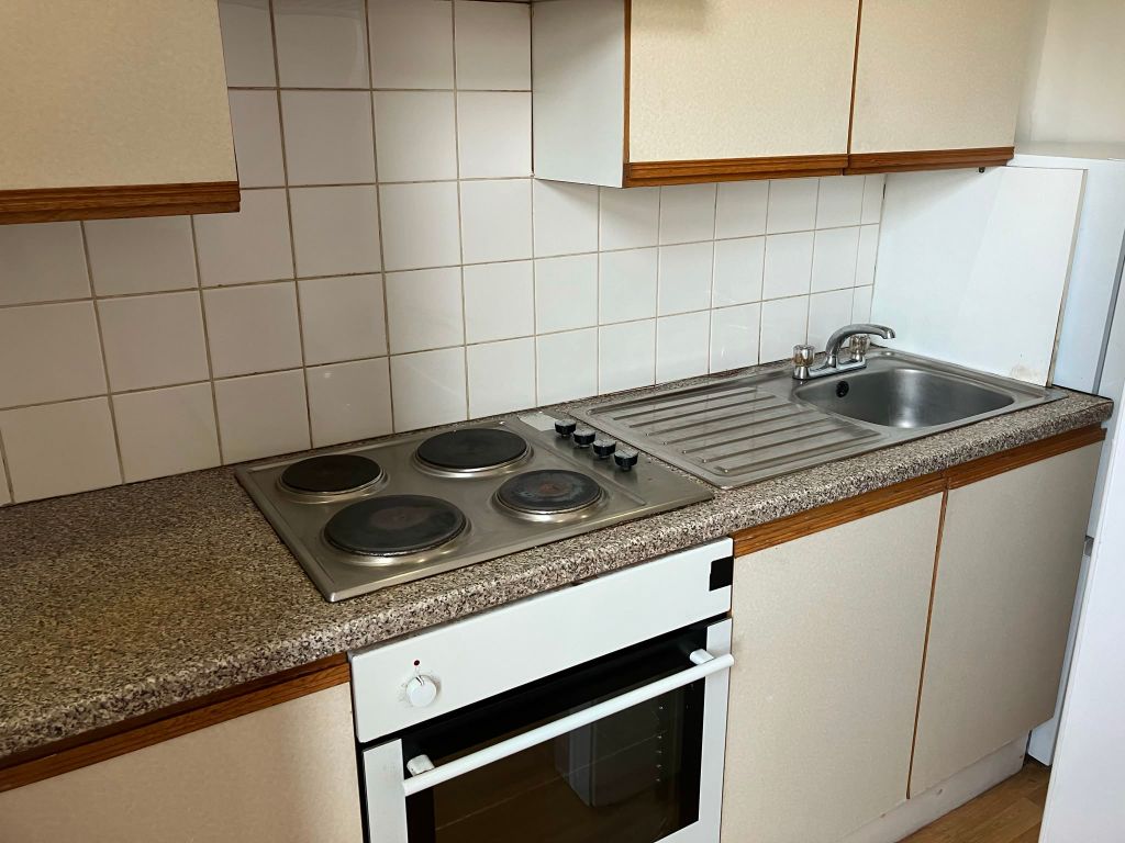Property photo 2 of 3