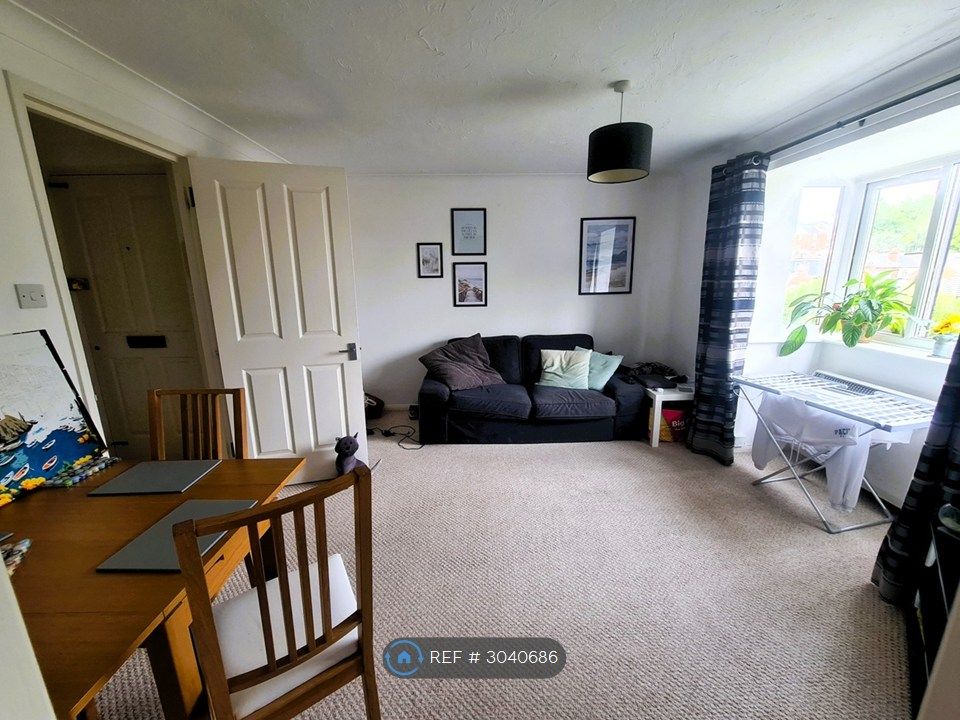 Property photo 2 of 8