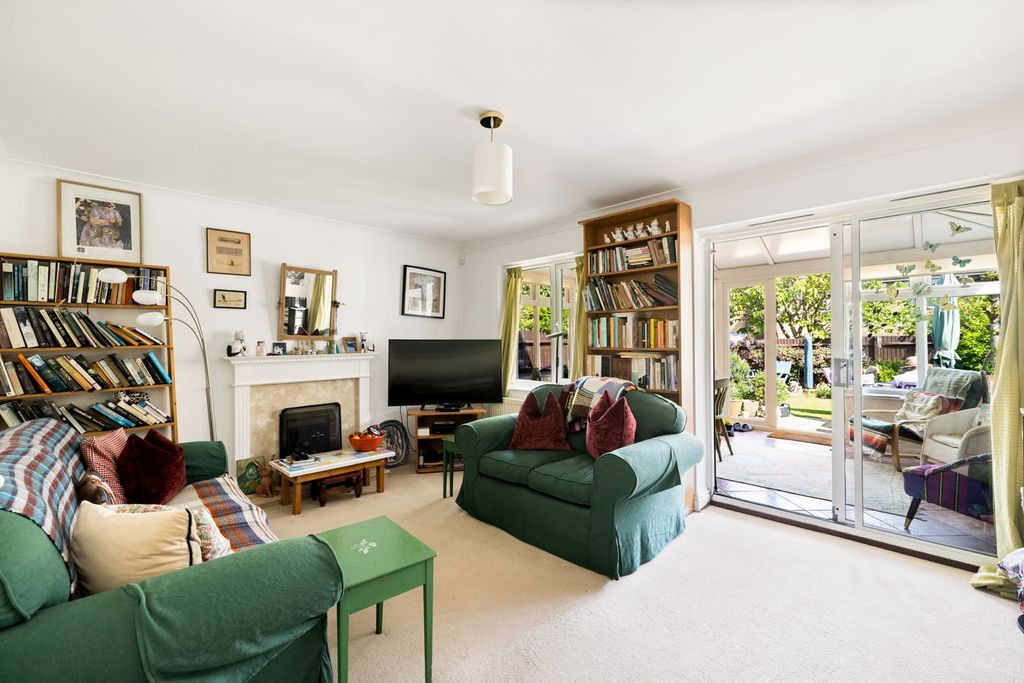 Property photo 2 of 15