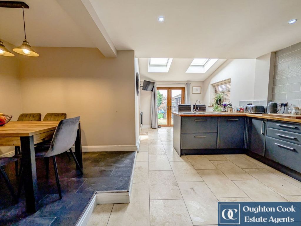 Property photo 3 of 24