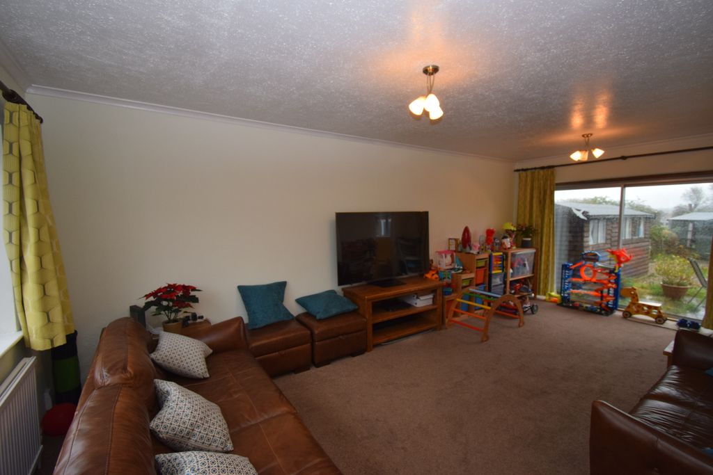 Property photo 2 of 12 Image 2