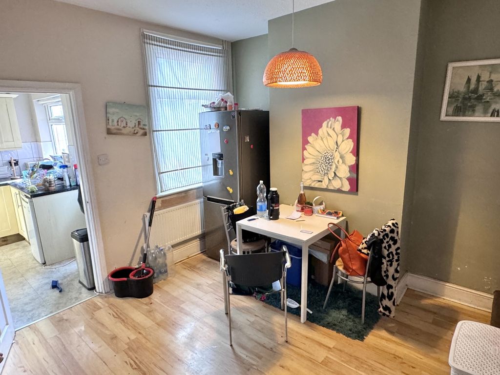 Property photo 3 of 4 Img_5420