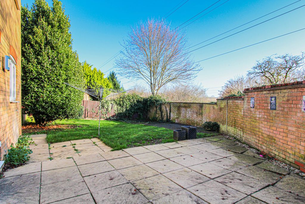 Property photo 3 of 12 Rear Garden