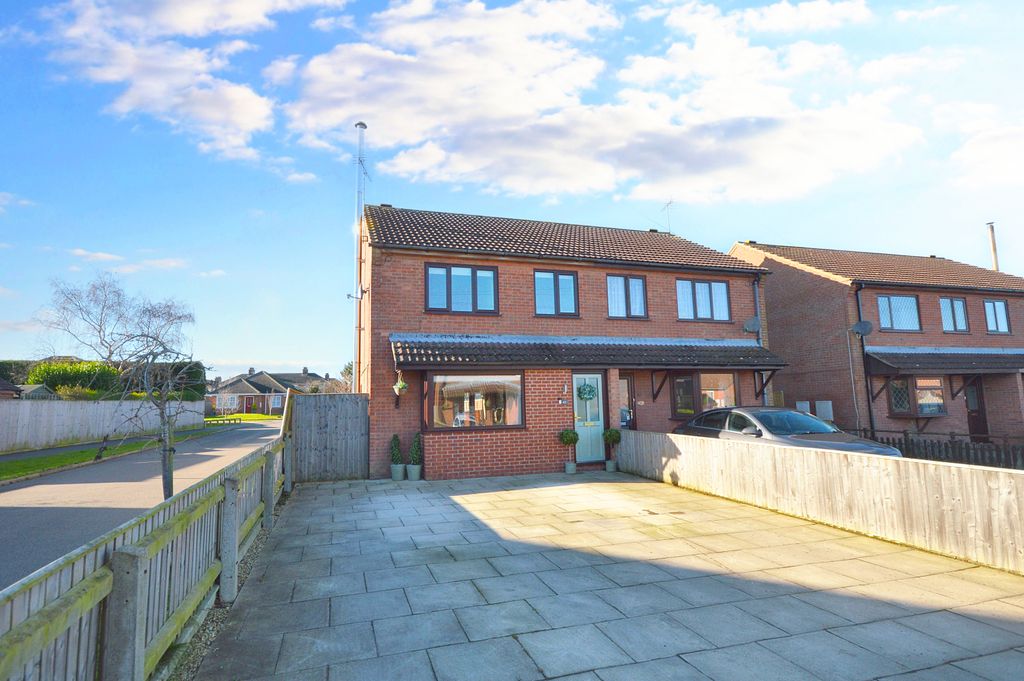 Property photo 1 of 26