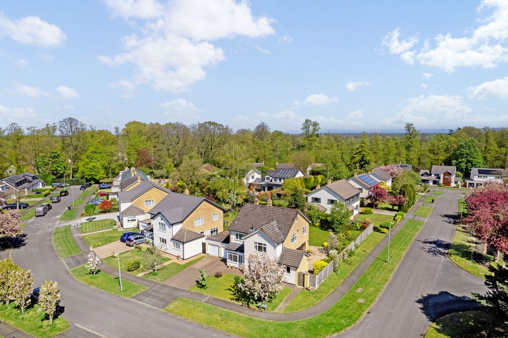 Property photo 2 of 38