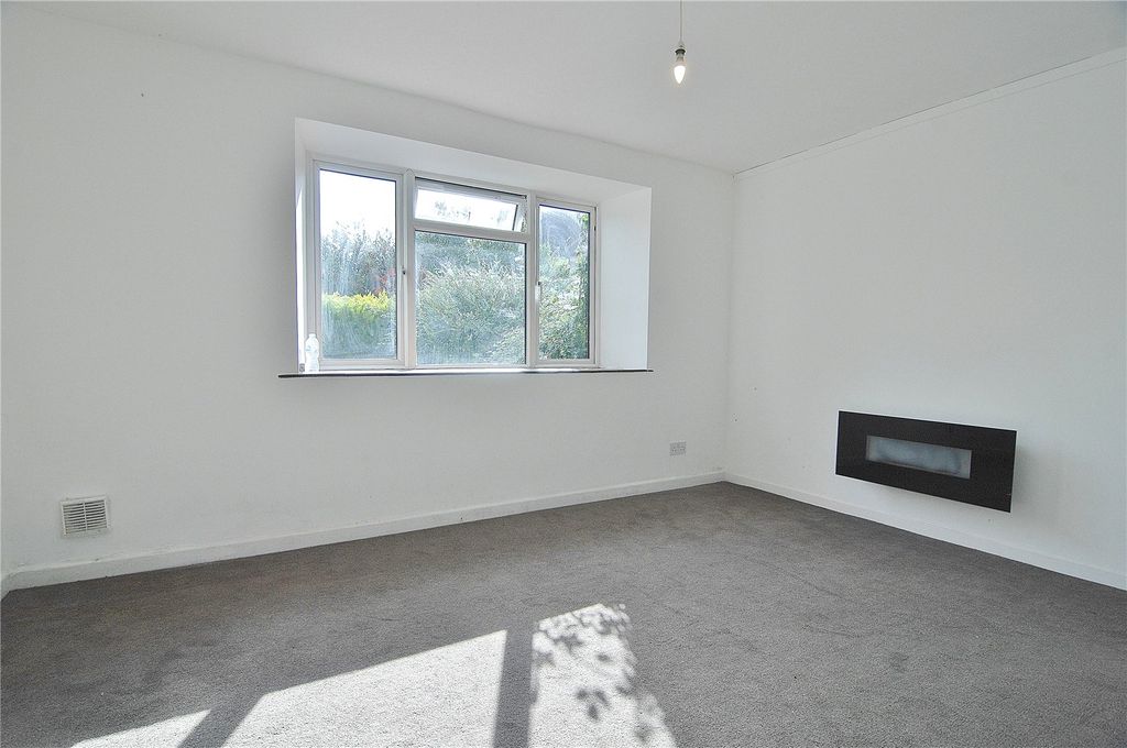Property photo 3 of 7 Picture No. 09