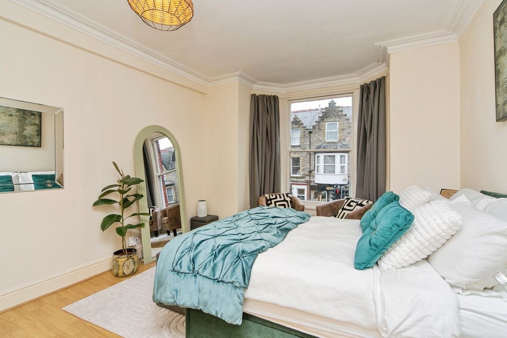 Property photo 2 of 15 Pbox-Img.Jpg