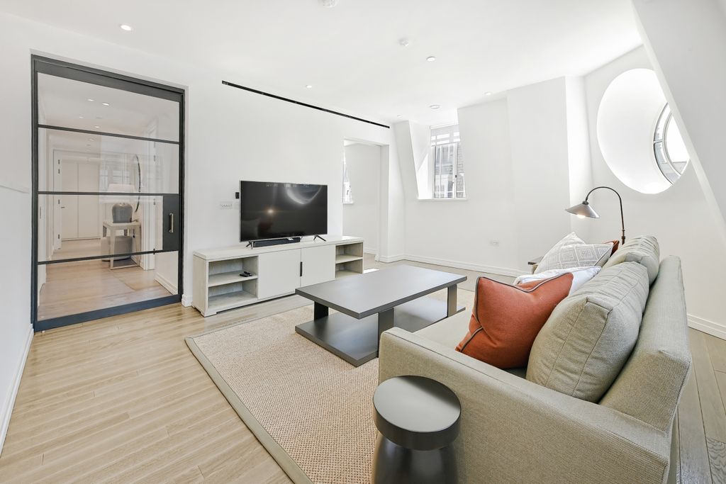 Property photo 1 of 15 Jll