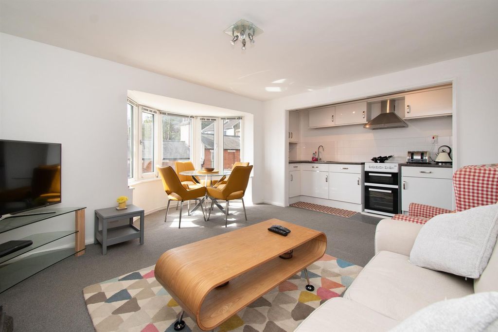 Property photo 1 of 15 Open Plan Living Space