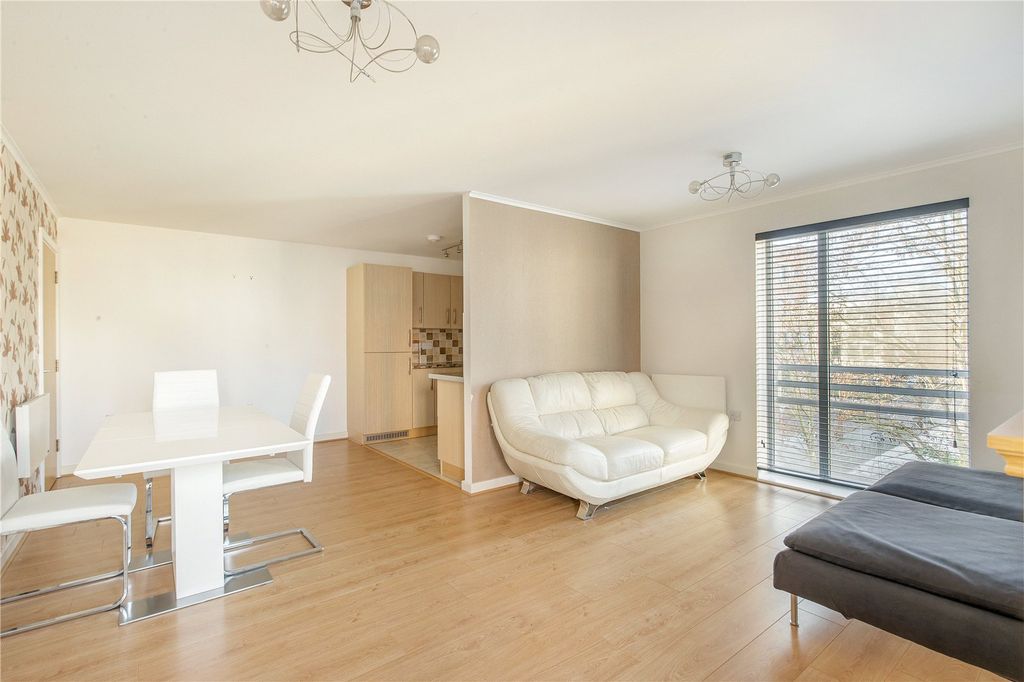 Property photo 3 of 8 Sitting Room