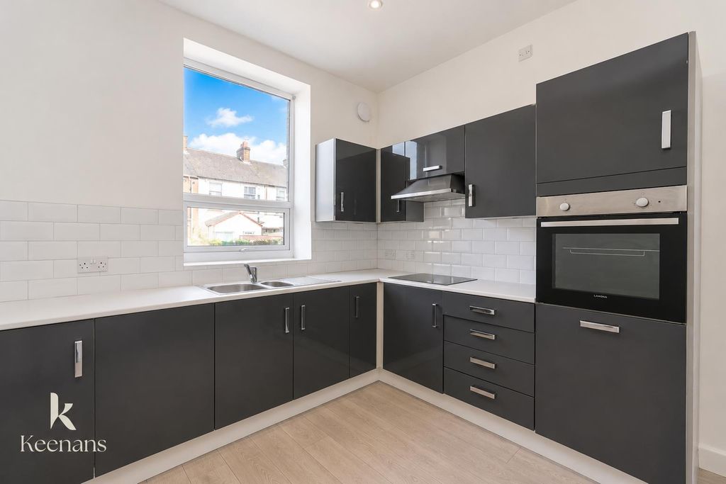 Property photo 1 of 18 Lion Street-5.Png