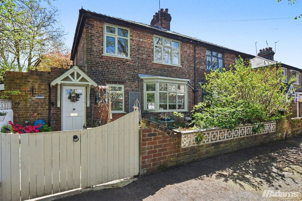 Property photo 1 of 30