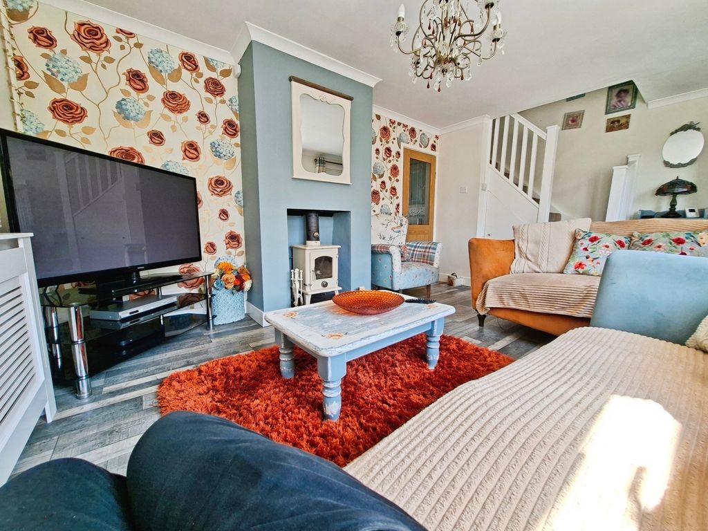 Property photo 3 of 16 Pbox-Img.Jpg