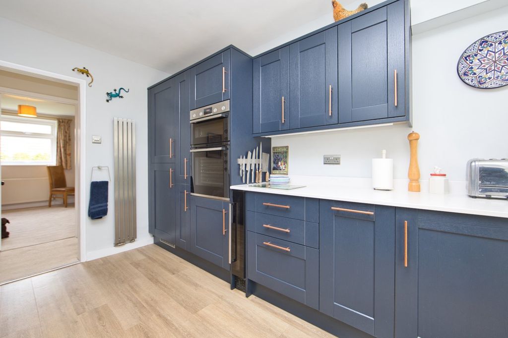 Property photo 3 of 20 Picture 3