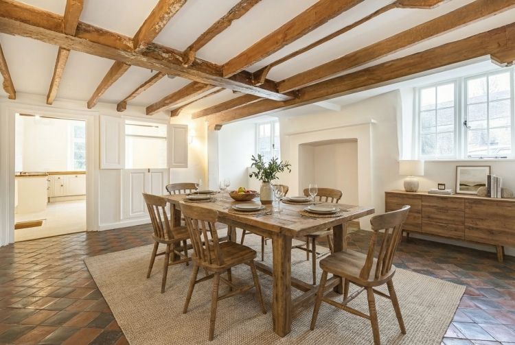 Property photo 2 of 17 321308