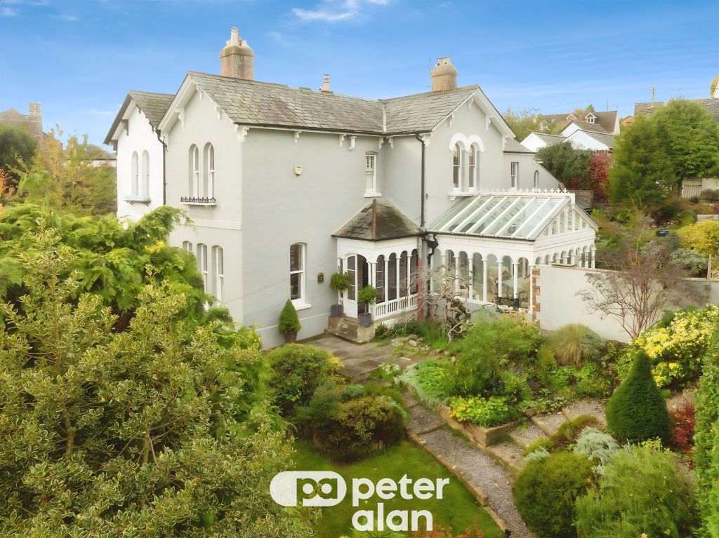 Property photo 1 of 34