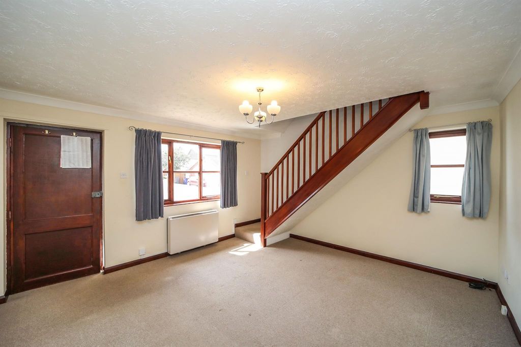 Property photo 2 of 12 View