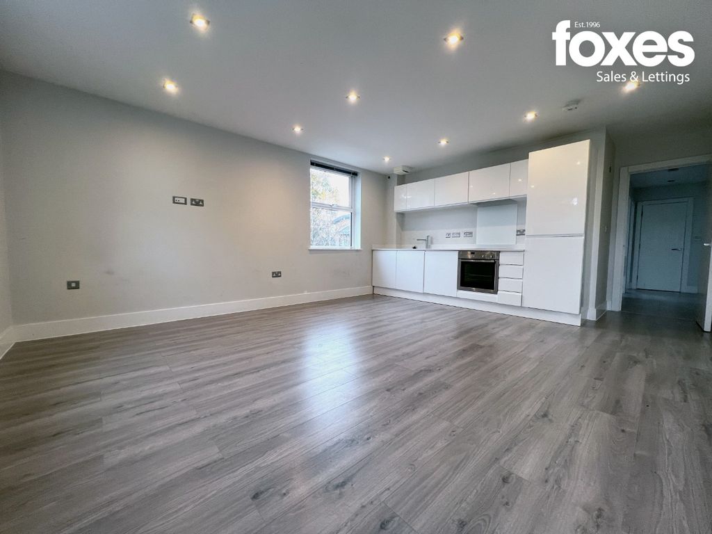 Property photo 2 of 11 2854902