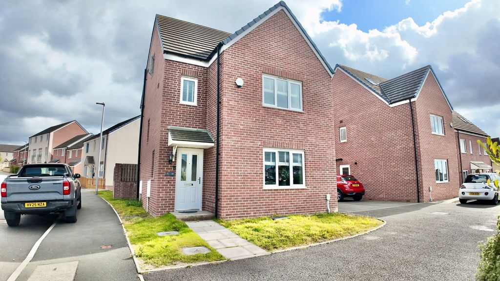 Property photo 1 of 38