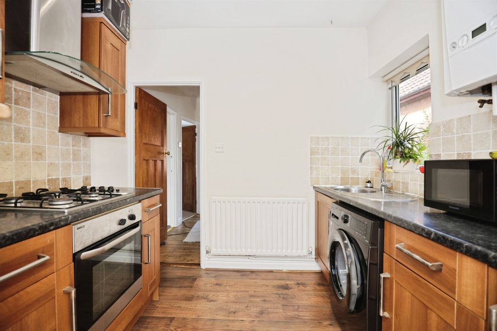 Property photo 3 of 12