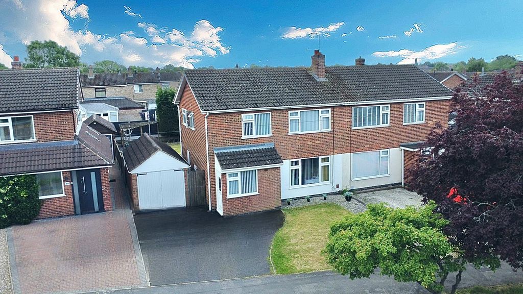 Property photo 1 of 29