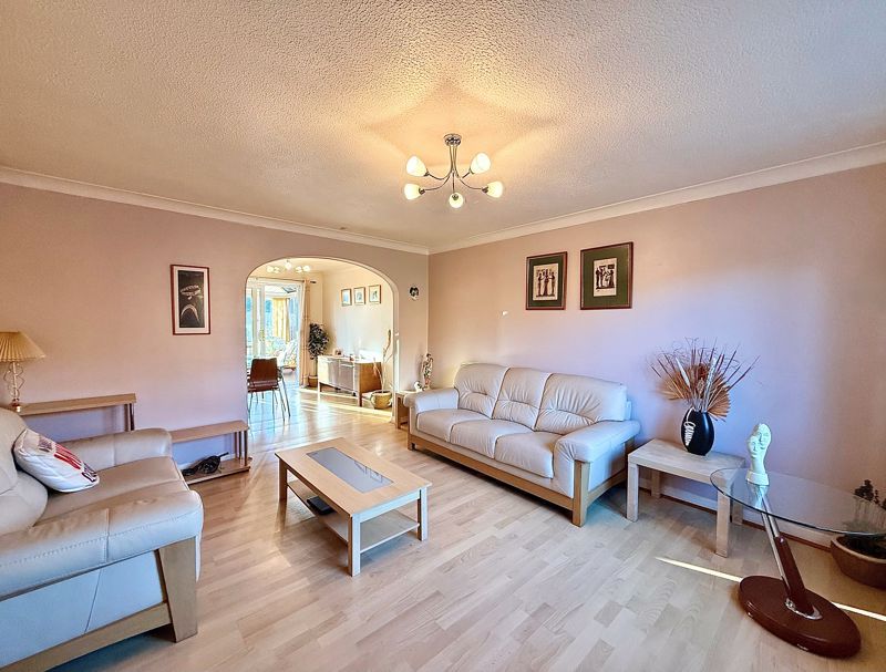 Property photo 3 of 19 Photo 4