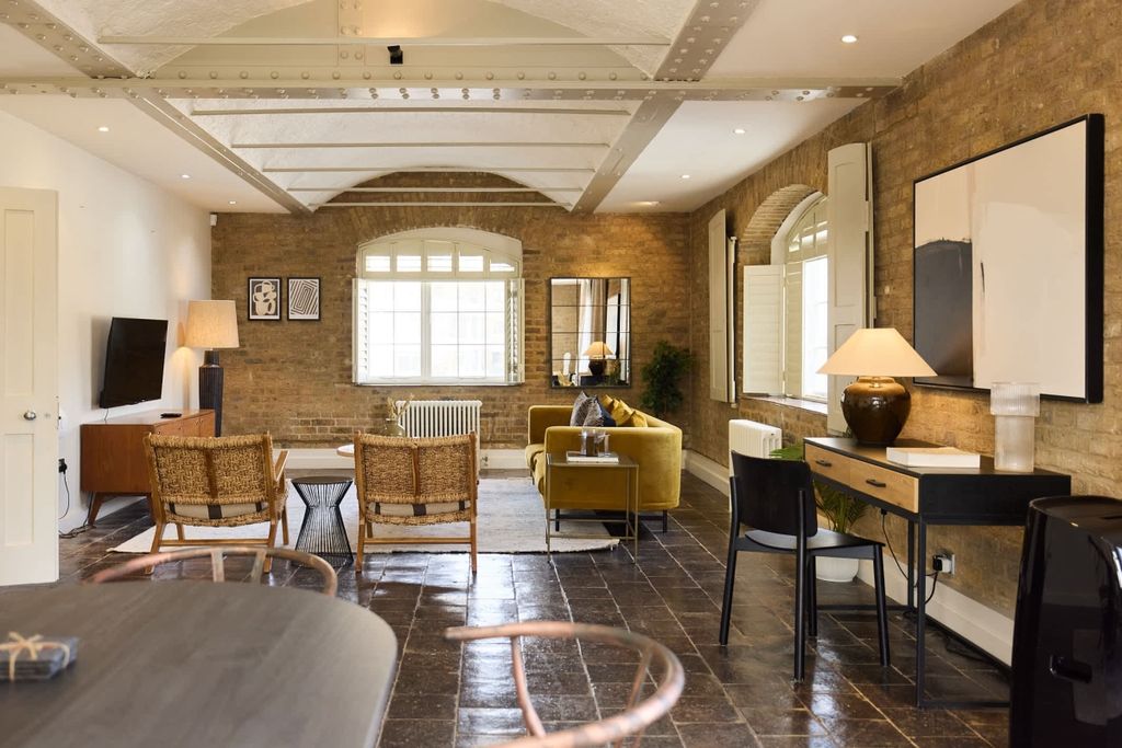 Property photo 3 of 14 Ctokyuvyucrk4R2Wu7Jr