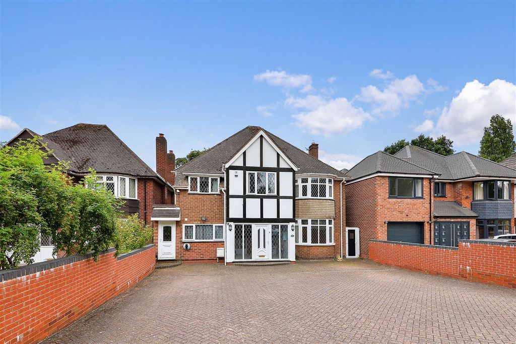 Property photo 1 of 24 External Fe3.Jpg
