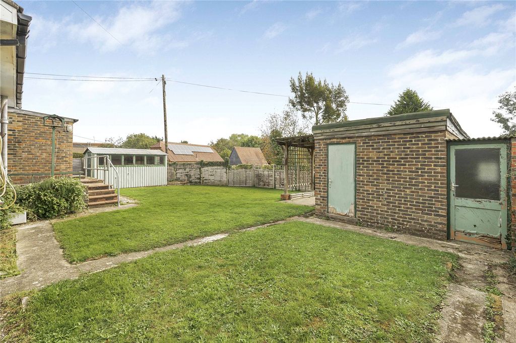 Property photo 3 of 19 Picture No. 18