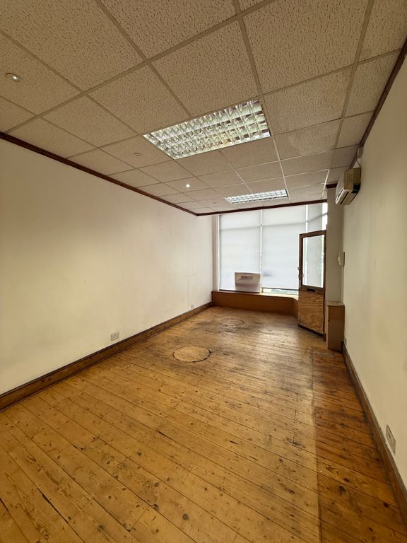 Property photo 3 of 4
