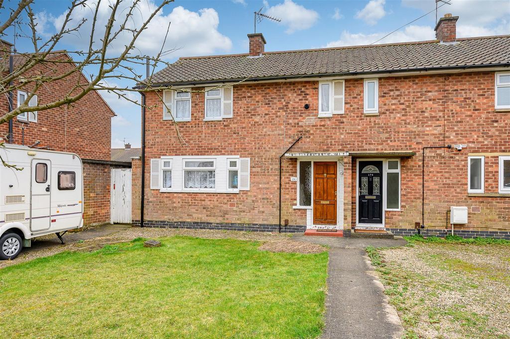 Property photo 1 of 14 External