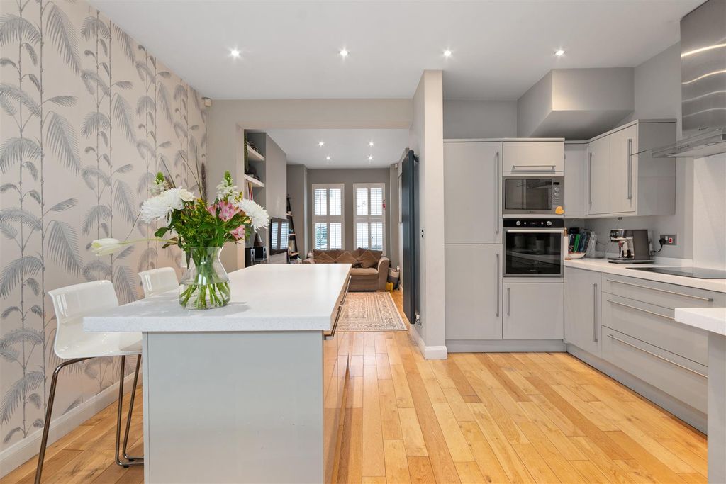 Property photo 1 of 12 Kitchen