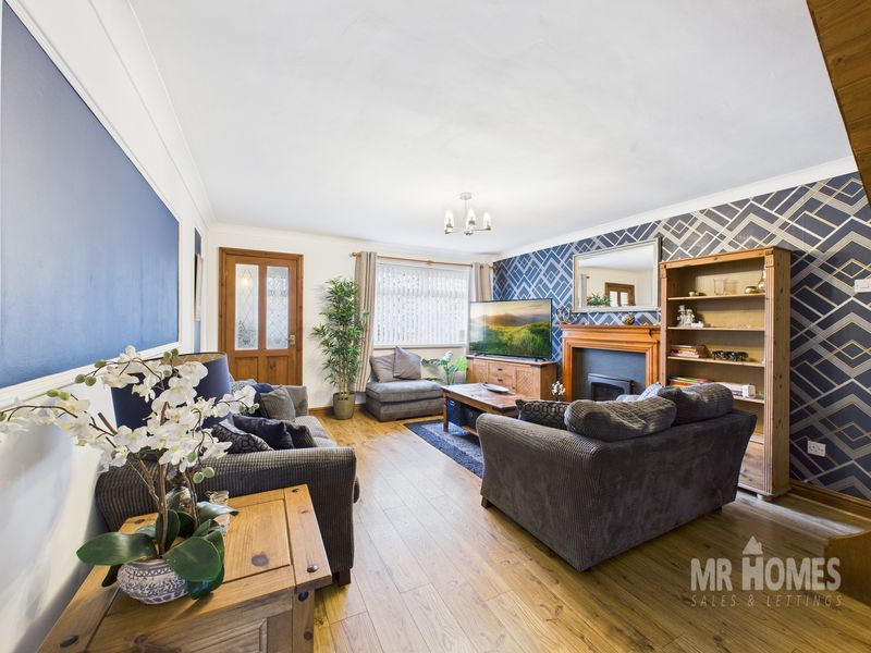 Property photo 2 of 39 Photo 6