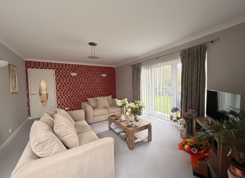 Property photo 3 of 23